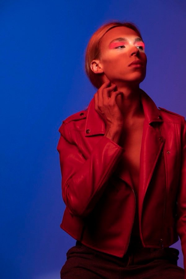 Red Jacket, plate 01